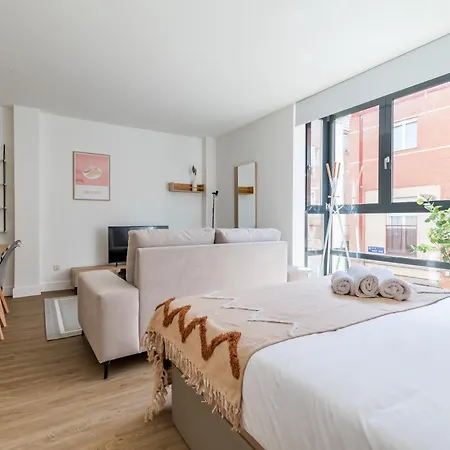 Caterina Cuatro Torres Apartment Madrid