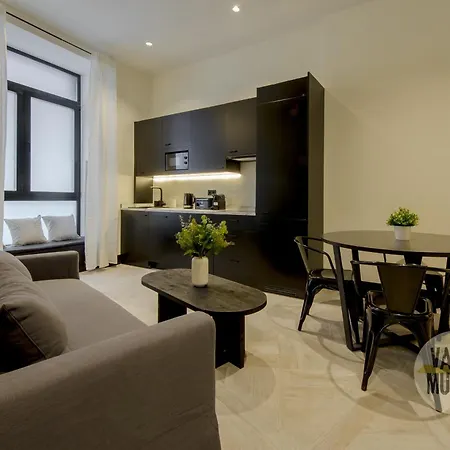 Apartment Deluxe En El Centro De 9pax E3 *