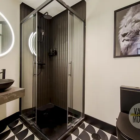Apartment Deluxe En El Centro De 9pax E3 Madrid