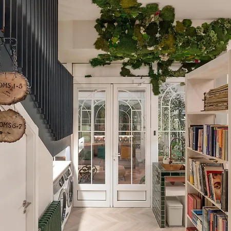 Гостевой дом 4 Bears Sharehome