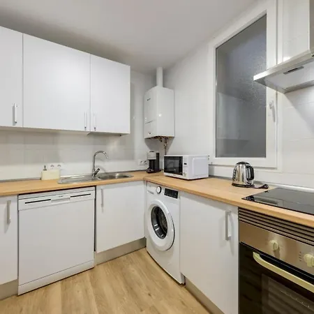 Apartamento 1bedroom 1bathroom Furnished - Rios Rosas - Equipped In Business Area - Mintystay