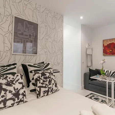 Modern Studio-1bathroom-chueca Appartamento