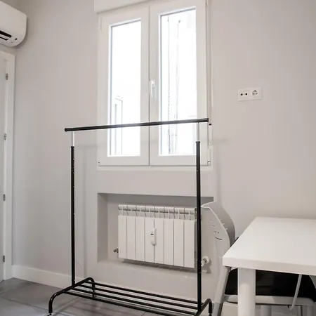 Luminoso & Moderno 4 En Retiro Apartment Madrid