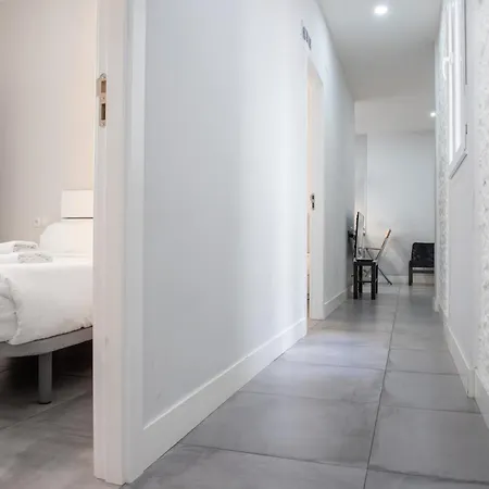 Luminoso & Moderno 4 En Retiro Apartment *