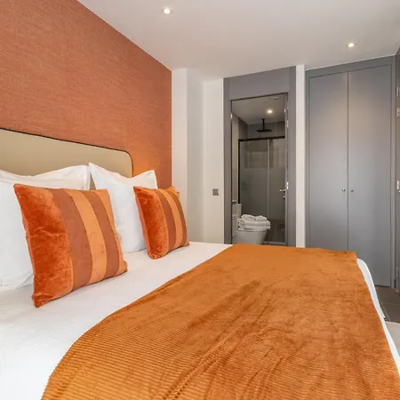 Apartment Perfectly Placed For 3 In La Latina Just Around The Corner From El Rastro Latina Toledo Iv Madrid