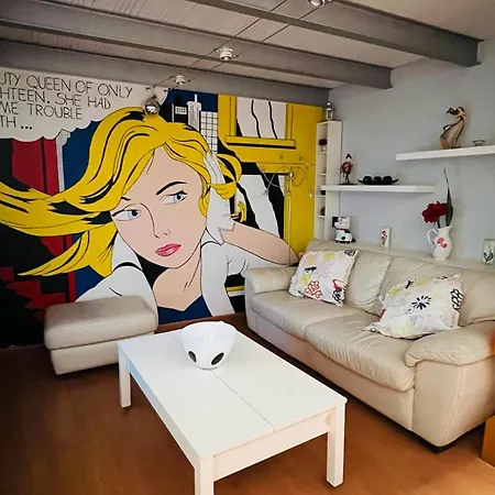 Palafox Apartment *