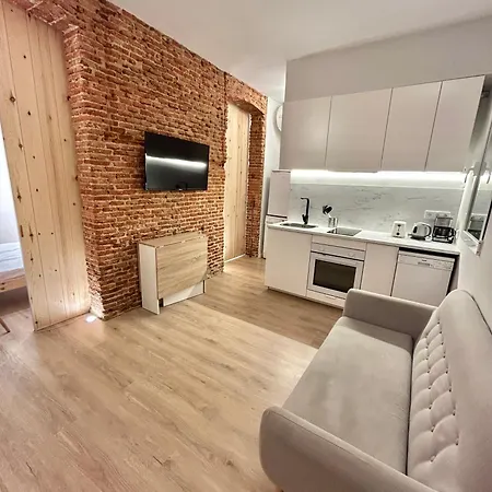 Cozy In Cuatro Caminos Area * Madrid