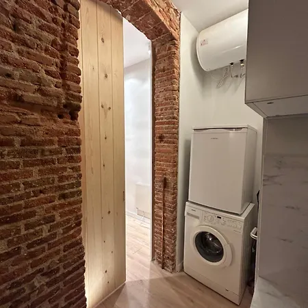 Cozy In Cuatro Caminos Area * Madrid