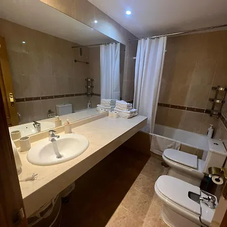 Apartamento De 2 Con Bano Privado *