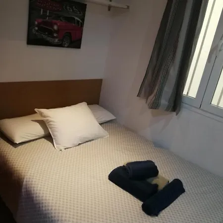 Apartamento Microloft En Lavapies, 15 Metros Madri