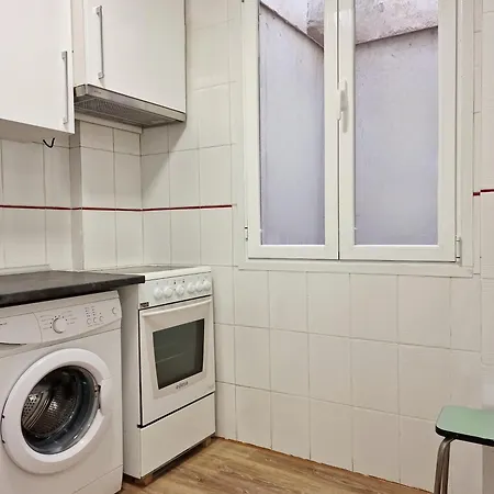 Apartment Mayor Calle: Historic Centro Near Plaza Mayor