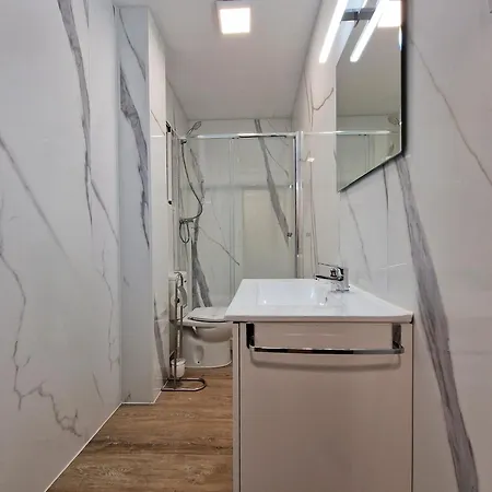 Apartment Mayor Calle: Historic Centro Near Plaza Mayor Madrid