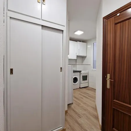 Apartment Mayor Calle: Historic Centro Near Plaza Mayor *