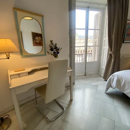 Amazing With Balconies To Plaza Mayor *