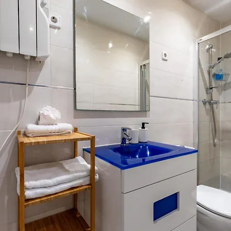 Adosado Cerca Plaza Castilla - Cuzco Apartment *