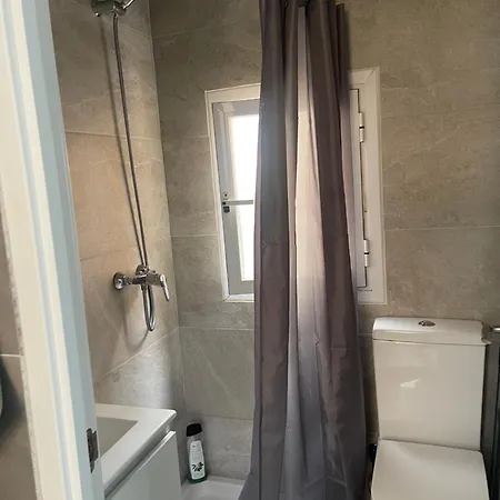 Apartment Cenral Renovated Flat *