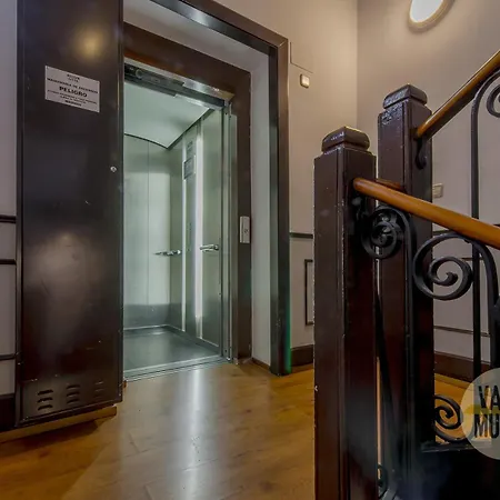 Apartamento Oasis 3 En Sol, Descubre Concepcion Jeronima Madrid