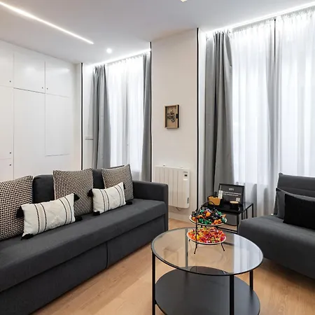 Honey In The Center Of Appartement *