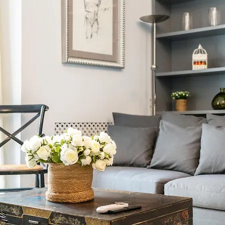 Apartment Art & Chic In Trendy Chueca Madrid
