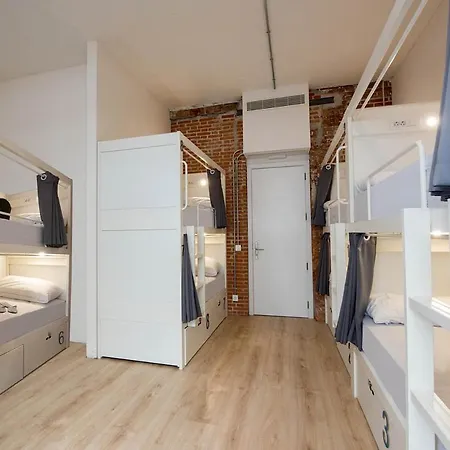 Bluesock Hostal *
