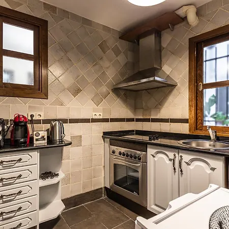 Apartamento Waou Puerta Del Sol Iii - Alquiler Corta Duracion Madrid