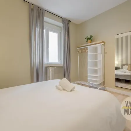 Practico 7pax En Calle Santa Ana Centro De Apartamento
