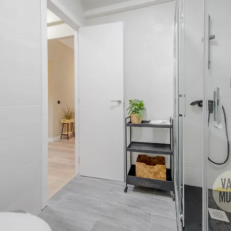 Practico 7pax En Calle Santa Ana Centro De Apartament *