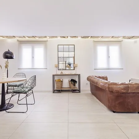 Coqueto Atico Apartment Madrid