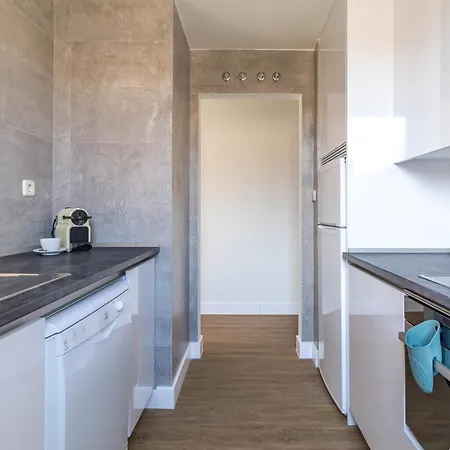 Caterina Cuatro Torres Apartment Madrid