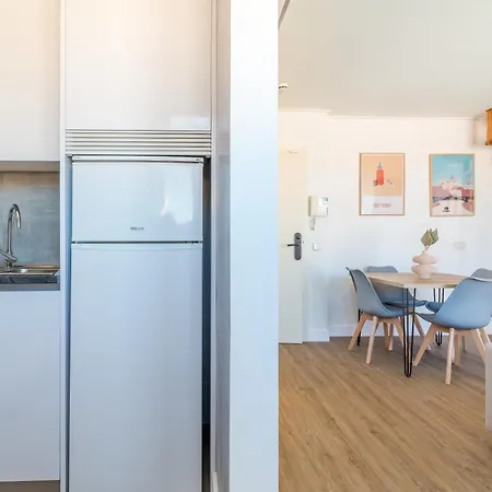 Caterina Cuatro Torres Apartment *
