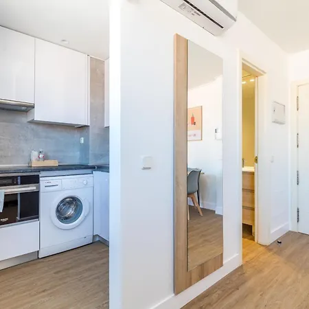 Caterina Cuatro Torres Apartment Madrid