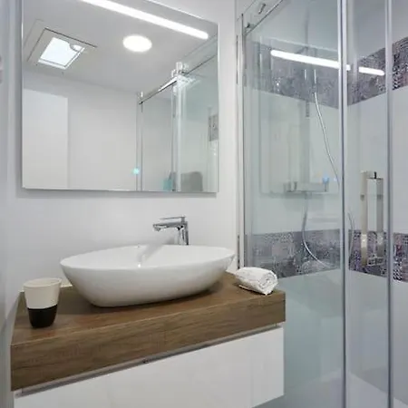 Acogedor Loft En Chueca. Cozy Loft In Chueca * Madrid