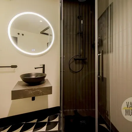 Deluxe En El Centro De 9pax E3 Apartment *