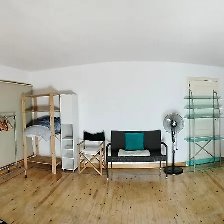 Gran Con Balcon En Tirso De Molina Habitación en casa particular Madrid