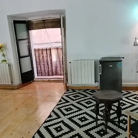 Gran Con Balcon En Tirso De Molina Habitación en casa particular