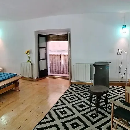 Gran Con Balcon En Tirso De Molina
