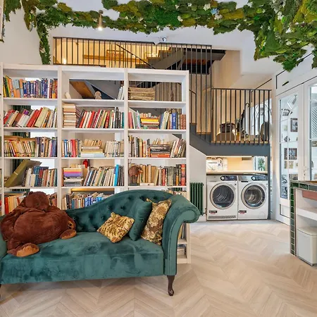 4 Bears Sharehome Гостевой дом *