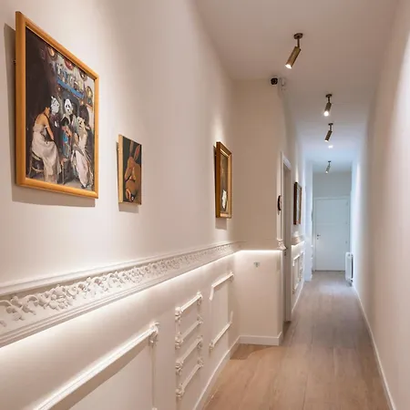 4 Bears Sharehome Penzion Madrid