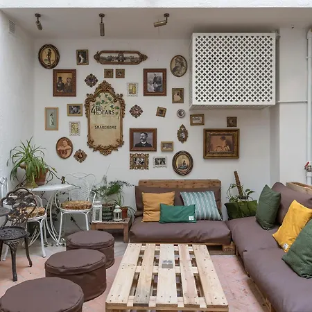 4 Bears Sharehome Penzion Madrid