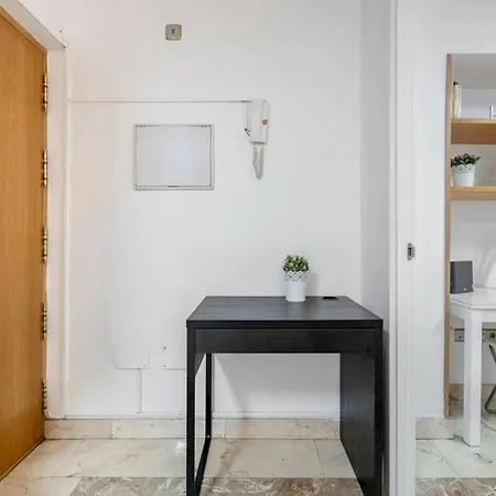 2 Bedroom 1 Bathroom Furnished - Sol - Cozy Vintage - Mintystay