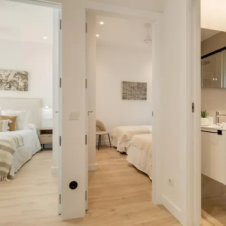Apartment Trendy Malasana For 4 Ideal Getaway, Madera Ii *