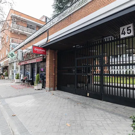 Apartment Piso En Arturo Soria 5 Personas Cerca Del Aeropuerto Y De Ifema Madrid