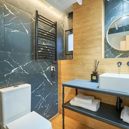 Apartment Urban Comfort *