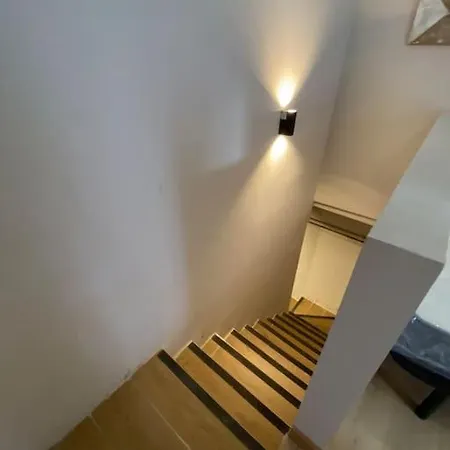 Apartment At 20' By Metro From The Centre Madrid