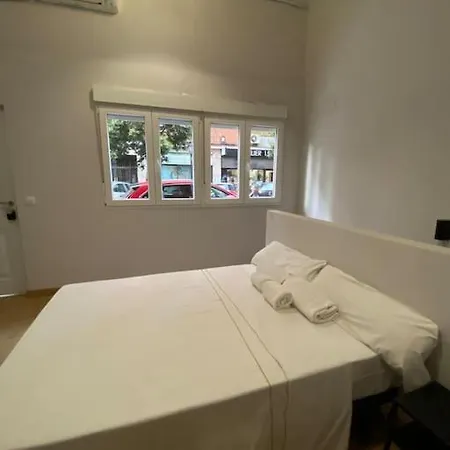 Appartement At 20' By Metro From The Centre