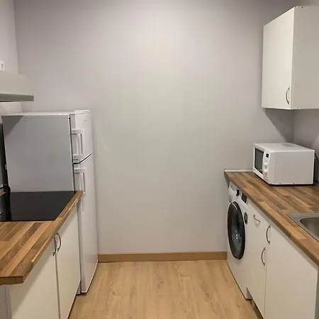 Apartment At 20' By Metro From The Centre Madrid