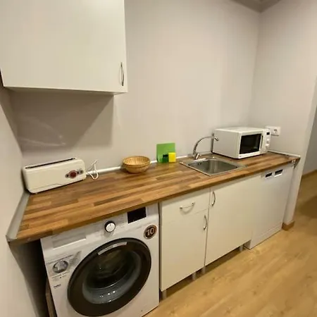 At 20' By Metro From The Centre Apartment