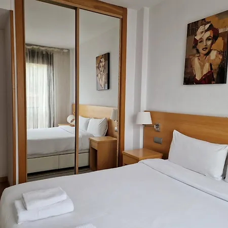 Apartamento Samaniego, Piscina Y Garaje Junto Civitas Metropolitano Y Aeropuerto Madrid