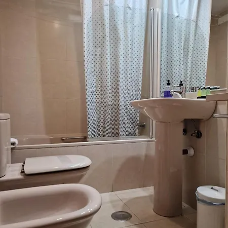 Samaniego, Piscina Y Garaje Junto Civitas Metropolitano Y Aeropuerto *