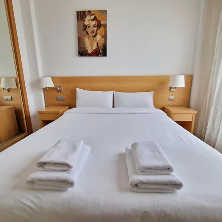 Apartment Samaniego, Piscina Y Garaje Junto Civitas Metropolitano Y Aeropuerto